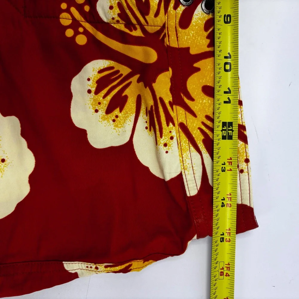 Patagonia Mens Hibiscus Floral Board Shorts Red Yellow 28 Swim Trunks‎ 9 Inseam